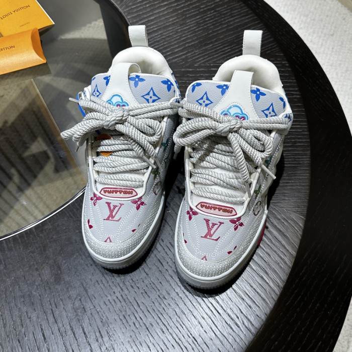 LV snekaers 159