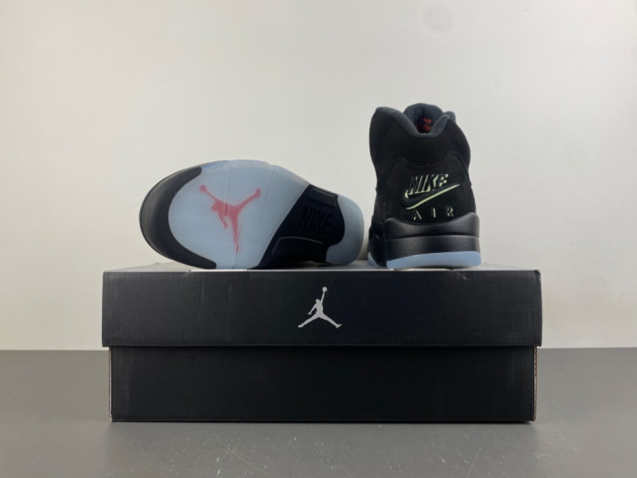 Jordan 5 Retro Halloween-HQ7978-001