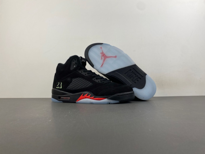 Jordan 5 Retro Halloween-HQ7978-001