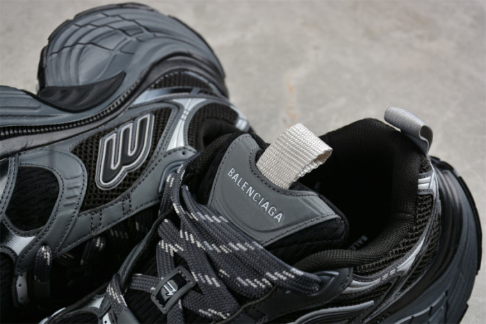Balenciaga Sneaker -W1MV2 0125