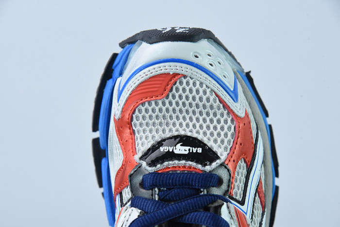 SNEAKER RUNNER 16