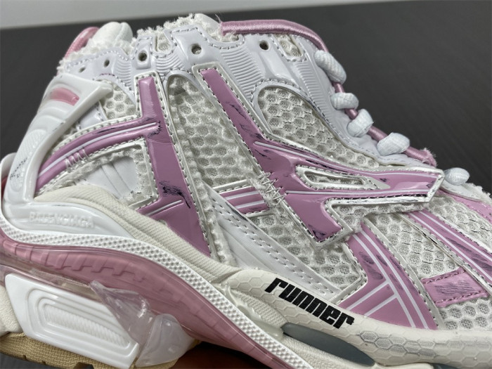 SNEAKER RUNNER 01