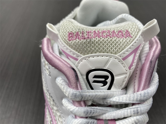 SNEAKER RUNNER 01