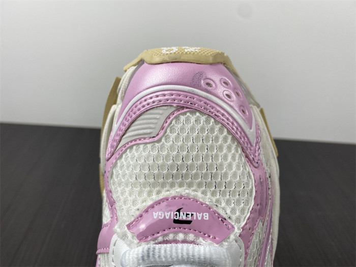 SNEAKER RUNNER 01