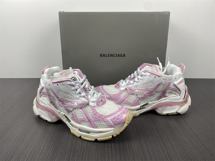 SNEAKER RUNNER 01