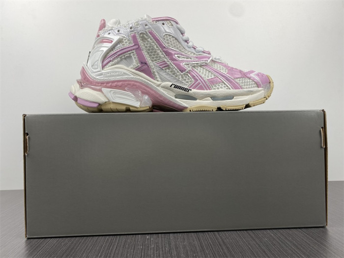 SNEAKER RUNNER 01