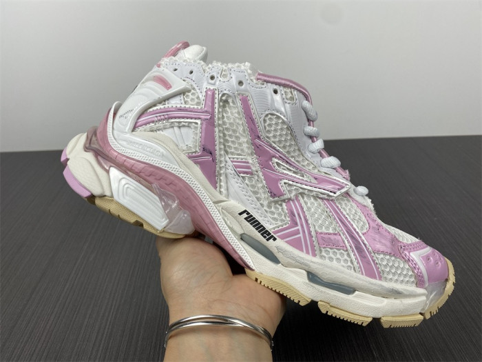 SNEAKER RUNNER 01