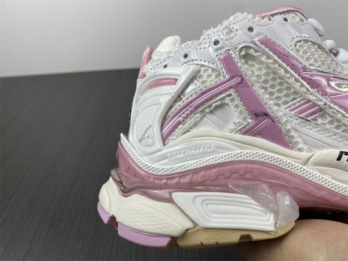 SNEAKER RUNNER 01