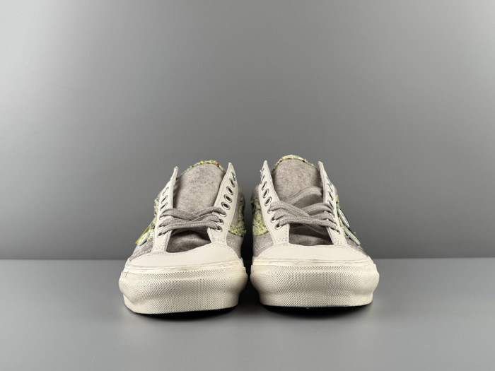 VANS-16