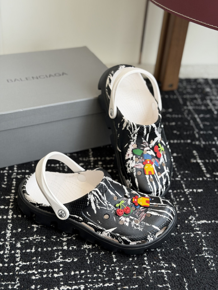 Ba1en*iaga Sandal 49