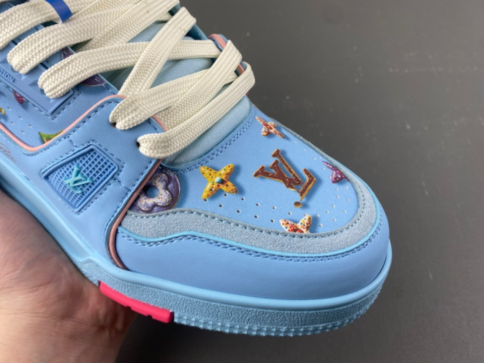 LV snekaers 311
