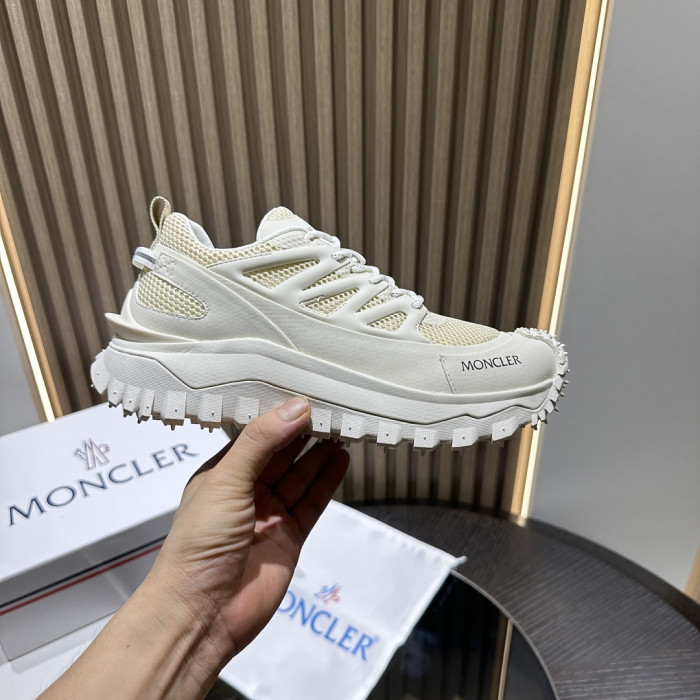 MONCLER SNEAKER 19