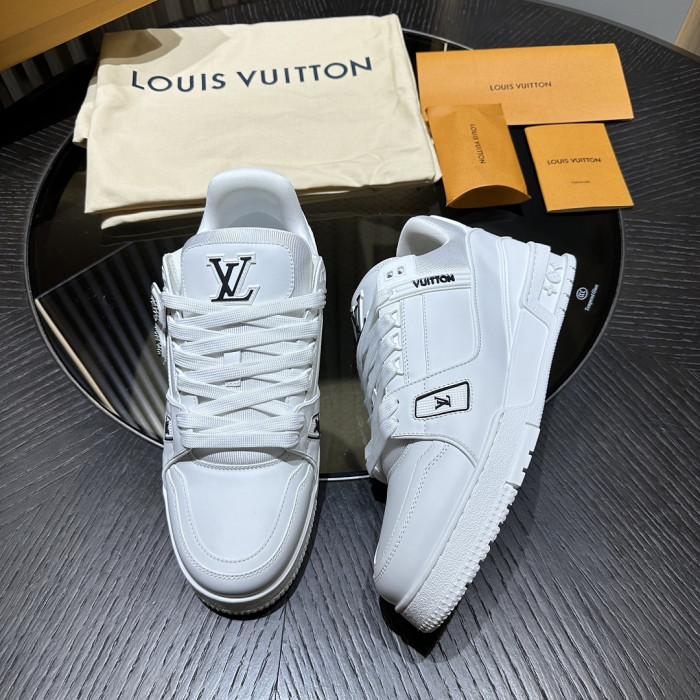 LV snekaers 273