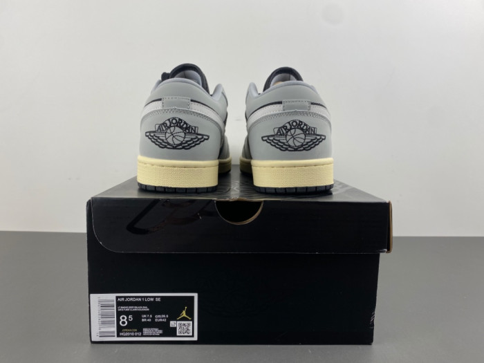 Air Jordan 1 Low-553558-030