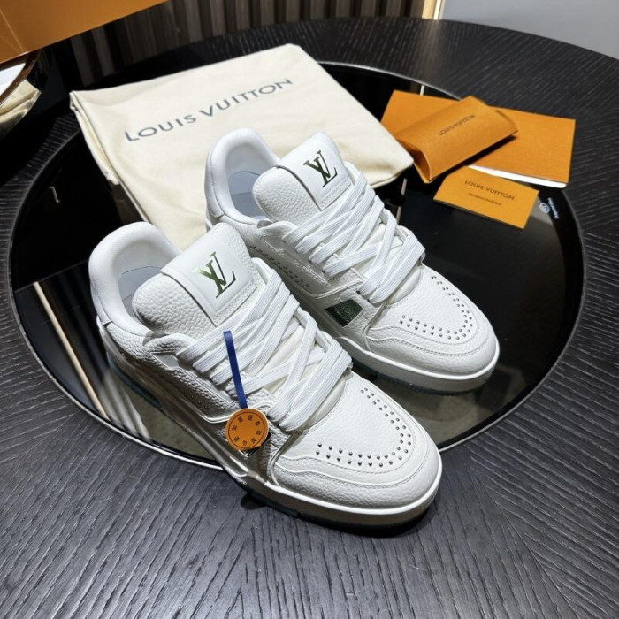 LV snekaers 214