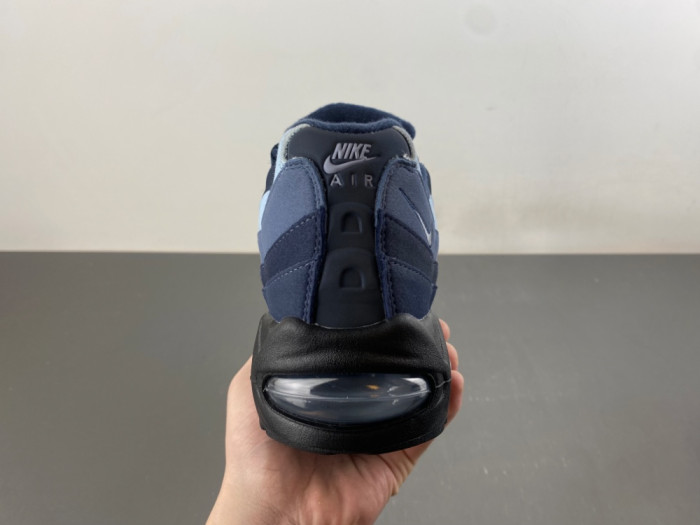 The Nike Air Max 95 OG Obsidian Releases Fall 2025-IH4457-400