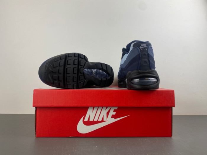 The Nike Air Max 95 OG Obsidian Releases Fall 2025-IH4457-400