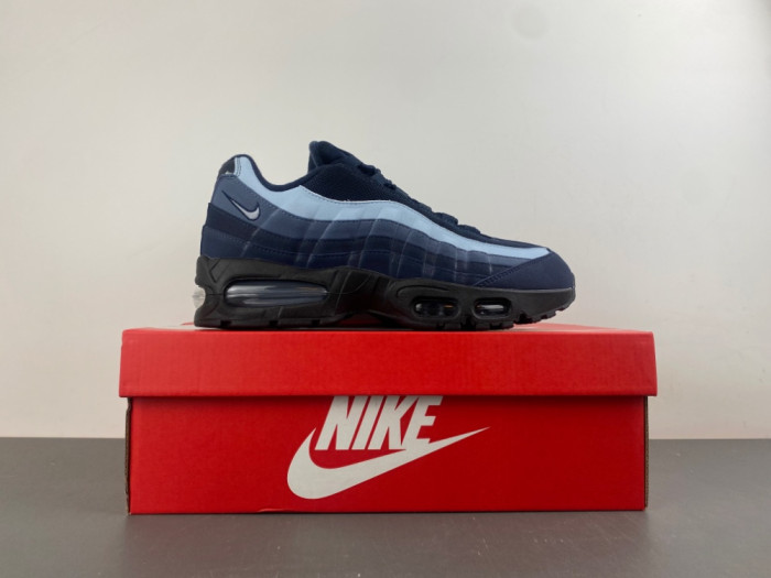 The Nike Air Max 95 OG Obsidian Releases Fall 2025-IH4457-400