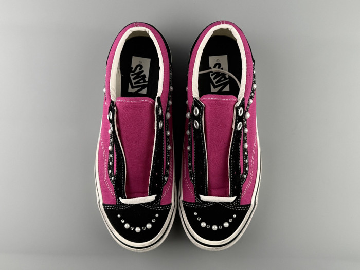 VANS-11