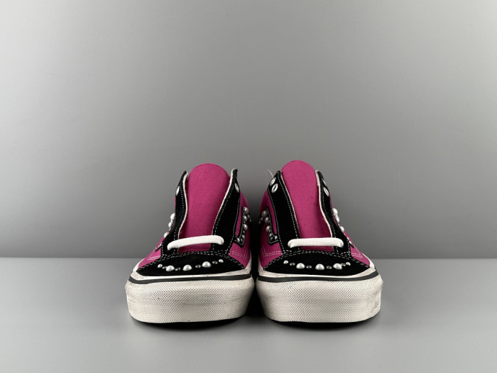 VANS-11