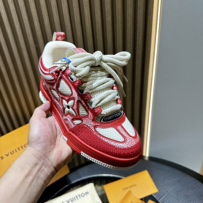 LV snekaers 229