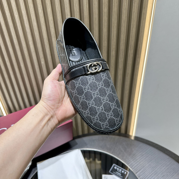 Gvc*1 SNEAKER 125
