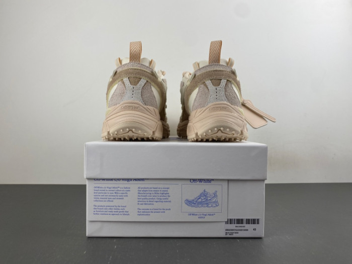 OFF-WHITE -84