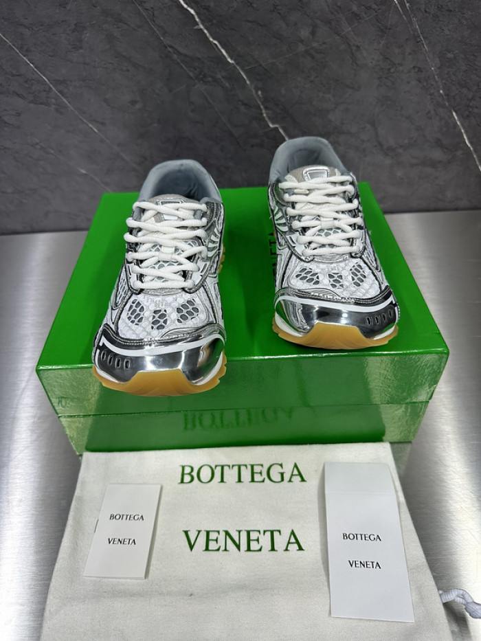 bo*te*ga Ve*ne*ta-11