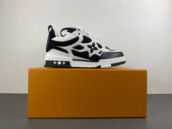 LV snekaers 281