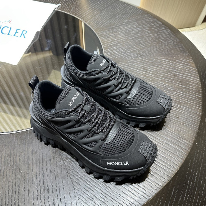 MONCLER SNEAKER 22