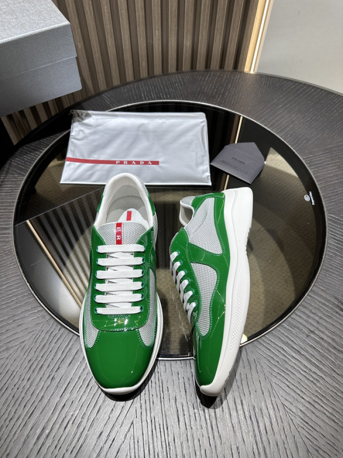 Prada 030