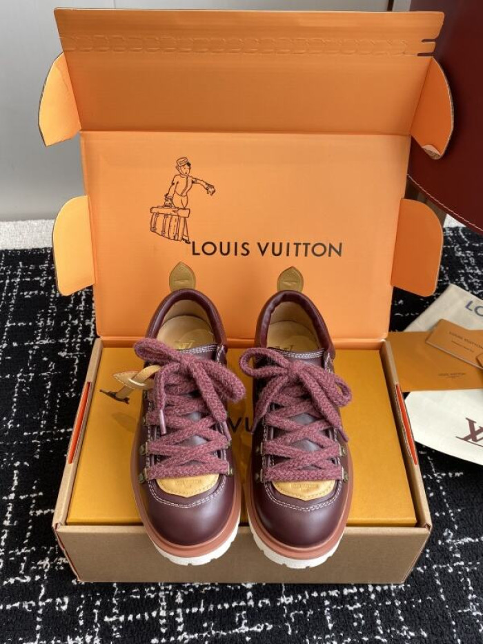 LV snekaers 227