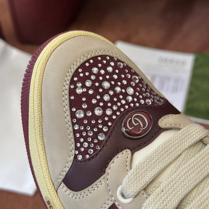 Gvc*1 SNEAKER 121