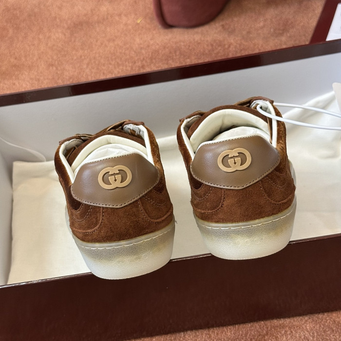 Gvc*1 SNEAKER 132