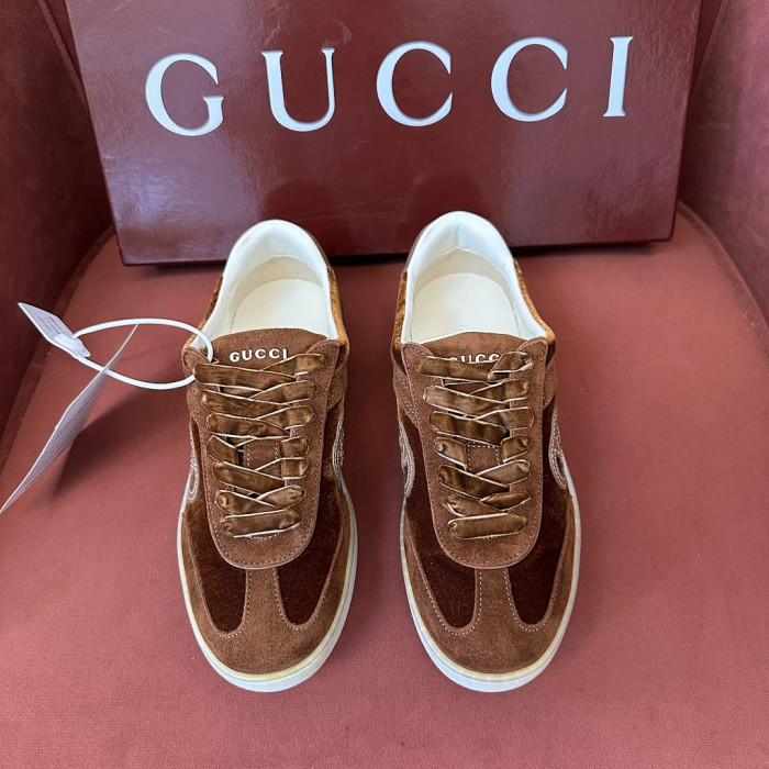 Gvc*1 SNEAKER 132