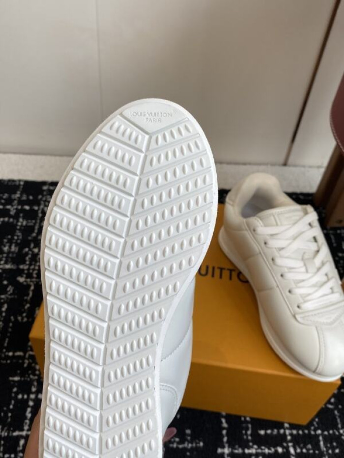 LV snekaers 218