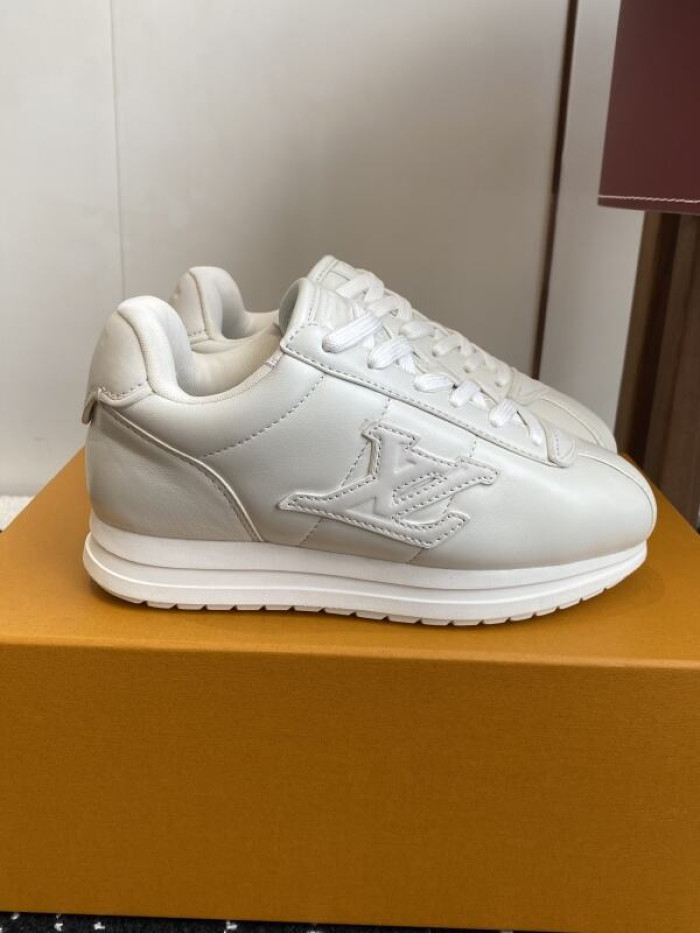 LV snekaers 218