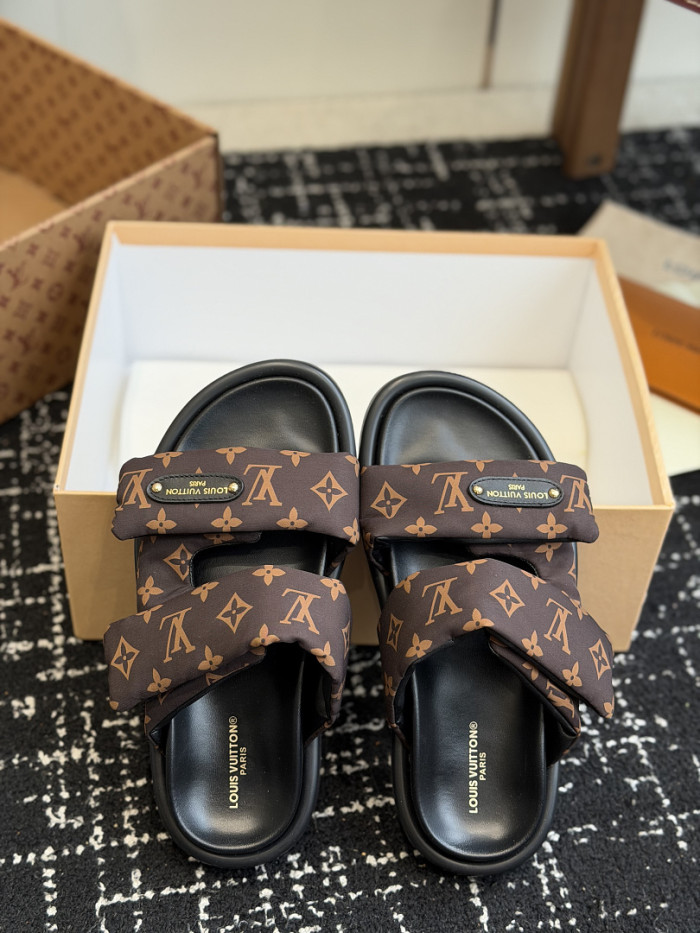 L&V sandal 91