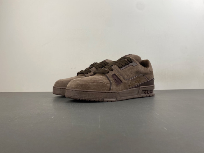 LV snekaers 282
