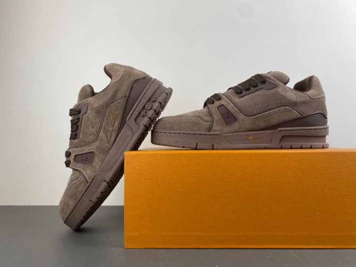 LV snekaers 282