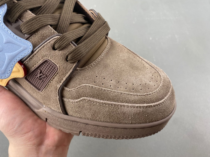 LV snekaers 282
