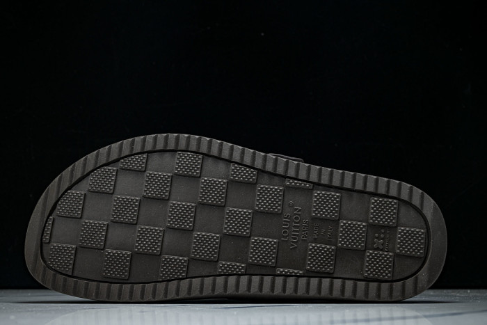 L&V sandal 95