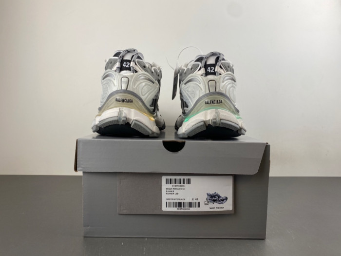 SNEAKER RUNNER 52