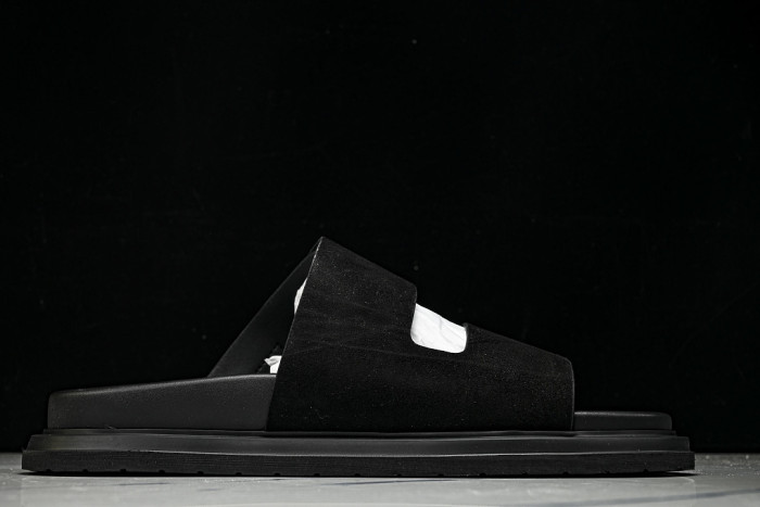 D10r SANDAL 17