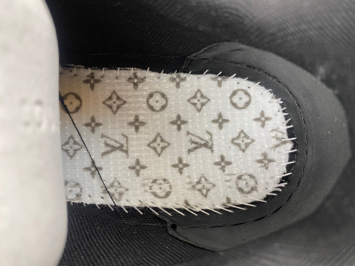 LV snekaers 287