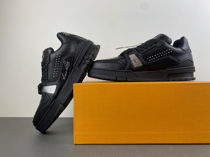 LV snekaers 287