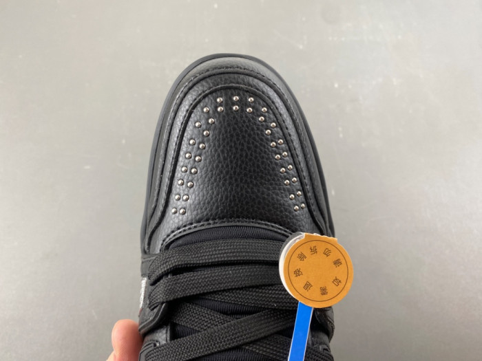 LV snekaers 287