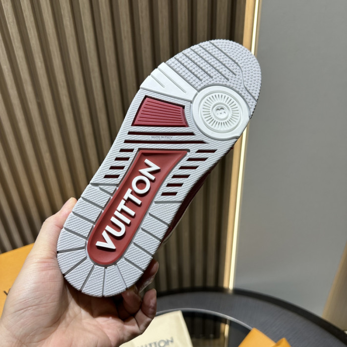 LV snekaers 135