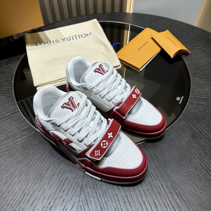 LV snekaers 135