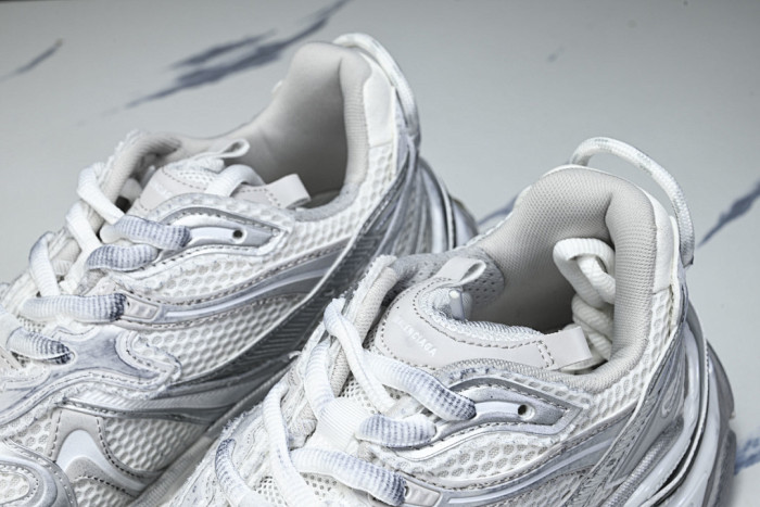 SNEAKER RUNNER 51